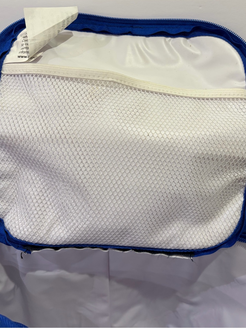 bogg brr Insulated Cooler Bag - “Catch Waves” Wave Blue - Picture 7 of 8